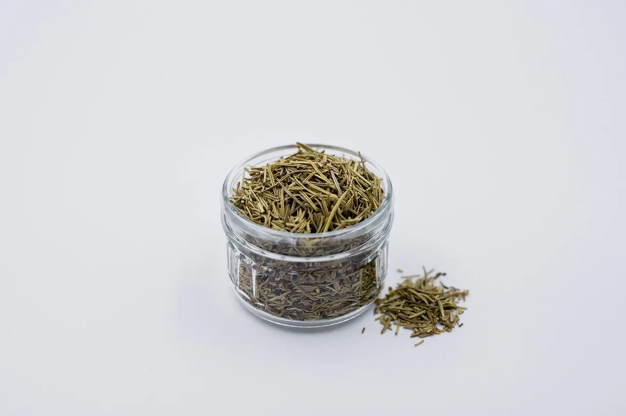 rosemary dried in jar